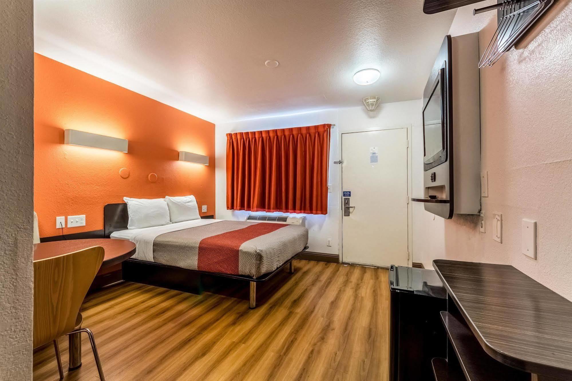 Motel 6-Garland, Tx - Dallas Экстерьер фото